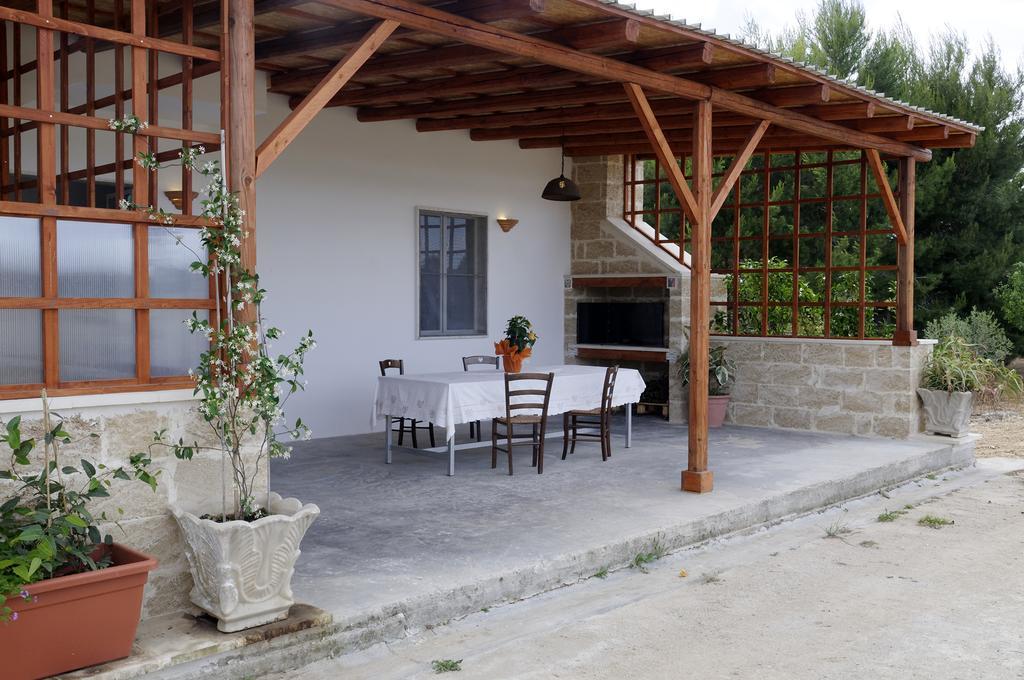 Вилла Agrimat Salento Sas Алецио Экстерьер фото